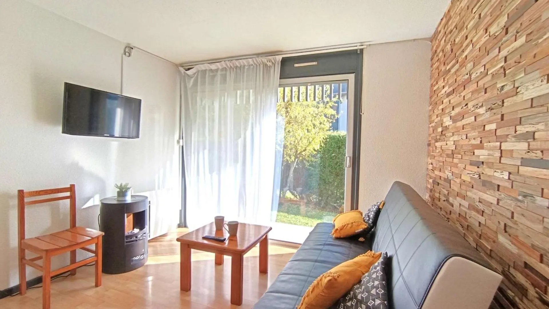 Charmant T2 Avec Terrasse Et Parking A Saint-Lary-Soulan - Fr-1-457-353 Apartmán